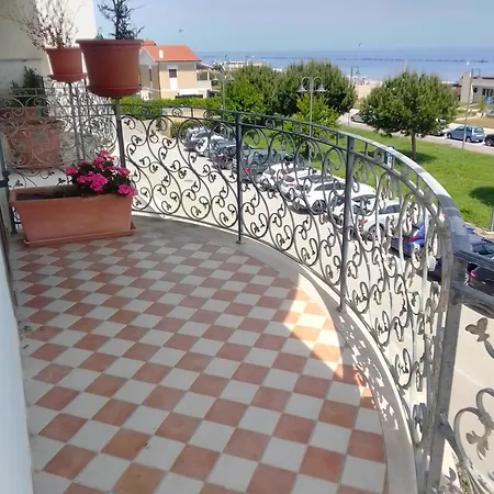 Trilocale Vista Mare Panoramica Frontale Laterale *